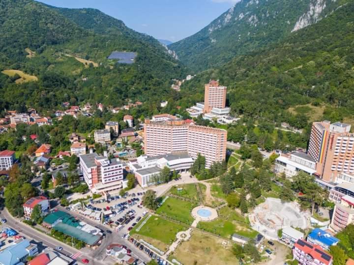 Hotel Casa Anne Băile Herculane Exterior foto